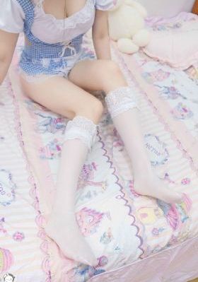 japanese白嫩丰满老师_高清完整无删减高清视频播放