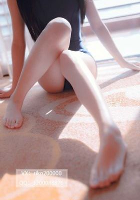 《情不自禁》高清完整_DVD电影在线观看